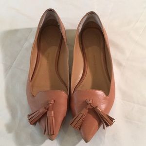 Banana republic leather tase flats